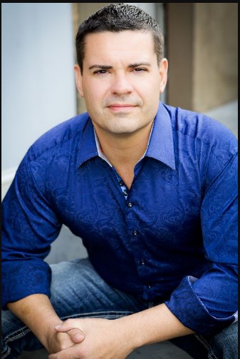 Ray Higdon Weight, Height, Net Worth, Age, Wife, Family, Wiki, Bio